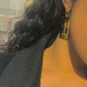 Meet your Posher, Helena